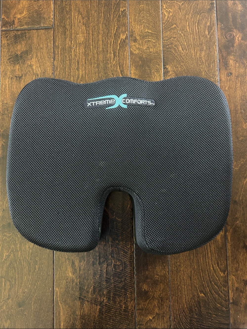 Xtreme Comforts Memory Foam Seat Cushion - Black